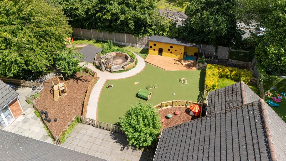 Mother and daughter story marks 30 years of Corner House Trafford nursery — Manchester news photo